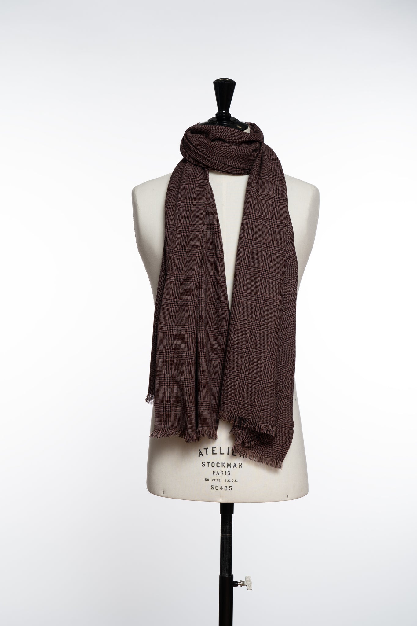 Echarpes Destin motif "chaise moderne"